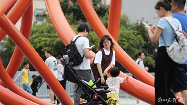 爱爱网视频分享精彩瞬间，热门内容推荐，轻松观看享受