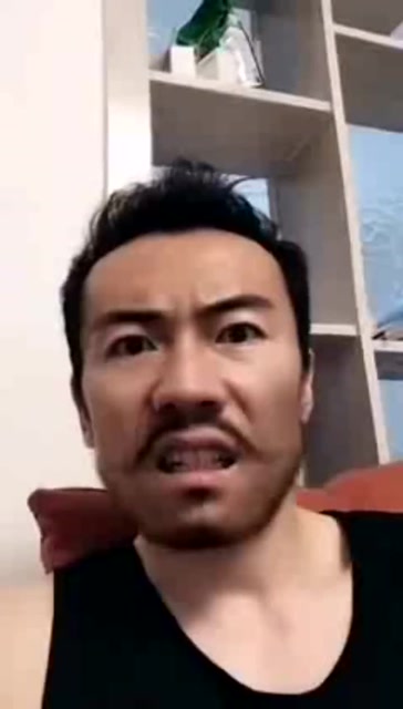 男友在客厅把我添高潮了视频曝光，甜蜜瞬间引发热议，网友直呼太真实
