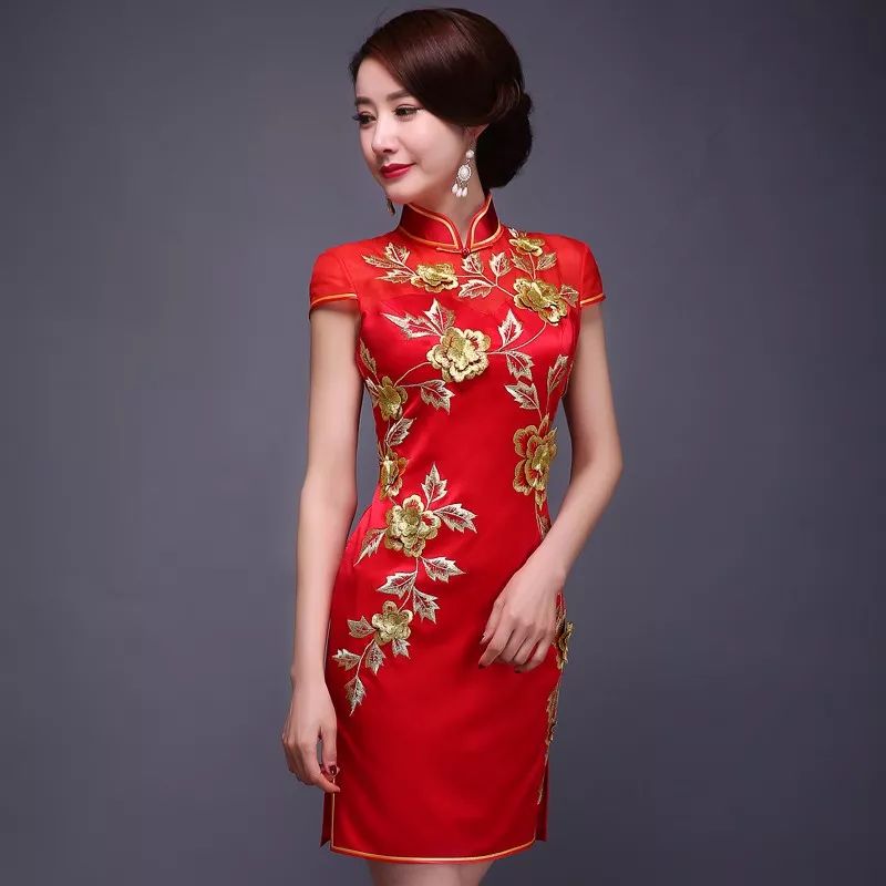 老熟女老肥婆BBW的丰满魅力与自信风采，展现成熟女性独特韵味，优雅从容不惧岁月
