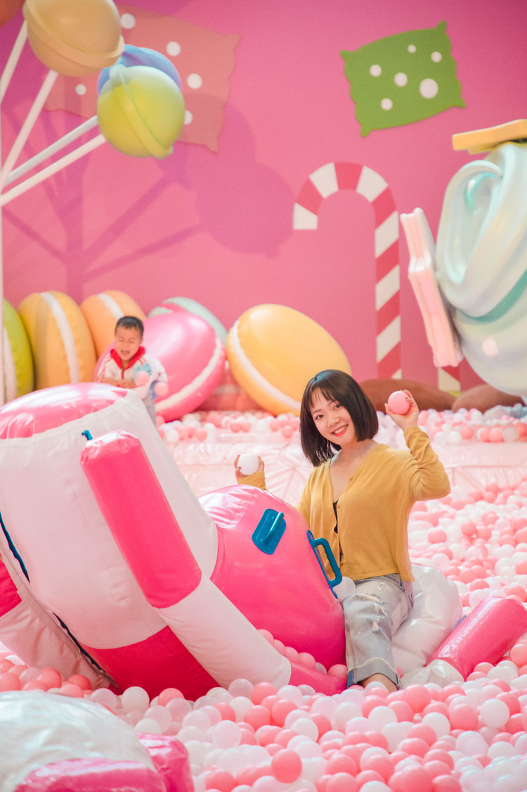 97女人天堂在线揭秘最新时尚趋势，打造专属魅力空间，探索女性专属乐园