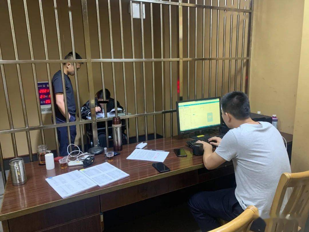 男生女生一起努力生孩子视频网站浜分享幸福时刻，记录美好生活，打造温馨家庭回忆