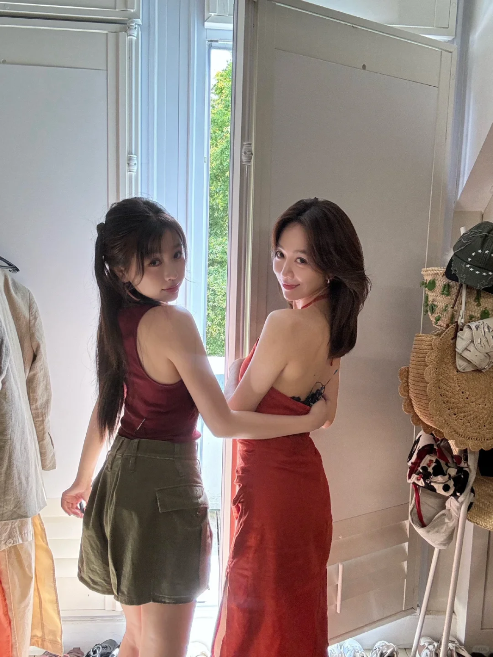 老熟女专干300部免费播放精彩合集
