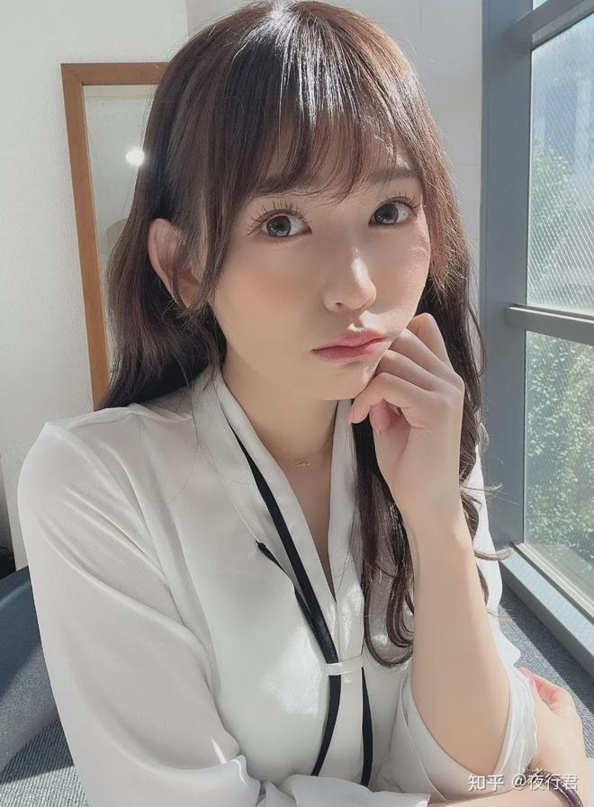 佐佐木希AV作品精选，经典合集回顾，高清画质不容错过