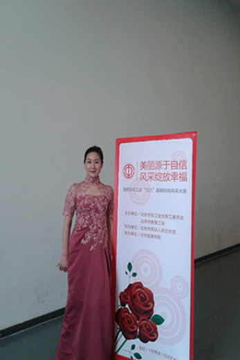 中国丰满老女人HD高清写真，展现成熟魅力，优雅自信风采