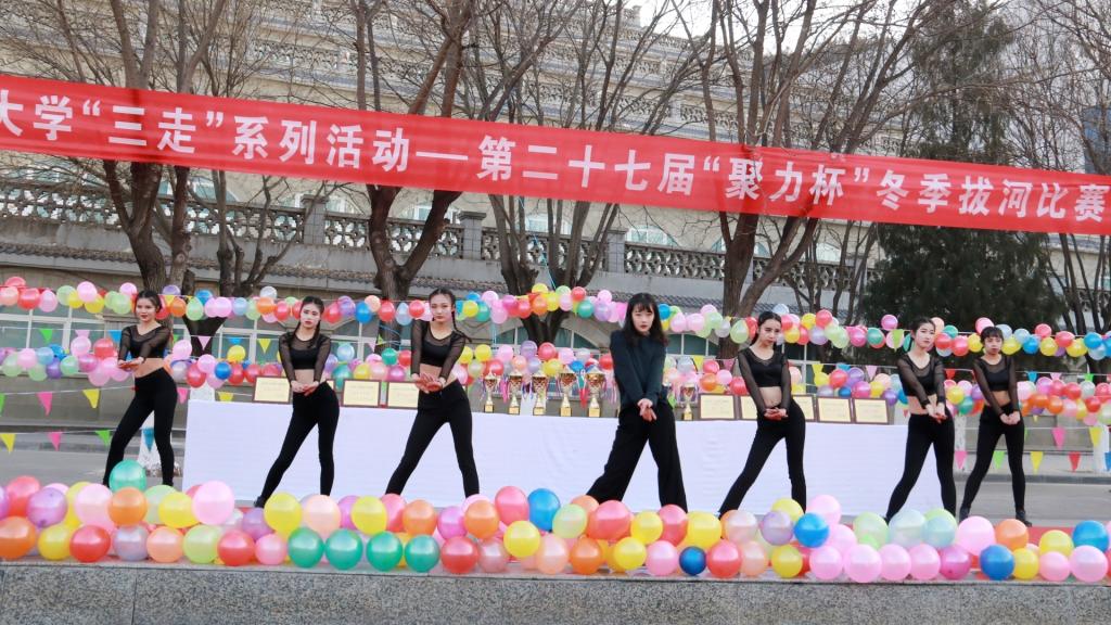 激情五月色综合绽放绚丽色彩，五月激情无限，青春活力飞扬