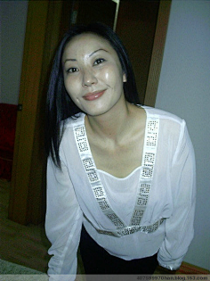 北京熟妇X88AV的私密生活，真实故事，情感纠葛与欲望交织