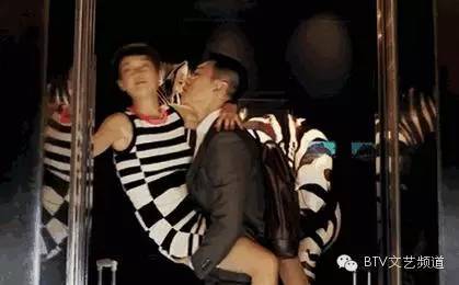 2.亚洲男男激情，热血碰撞，爱恨交织，刻骨铭心，禁忌之恋绽放*