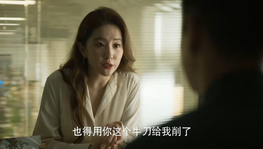 无码人妻AVv激情演绎家庭主妇的诱惑，真实情节引人入胜，满足你的所有幻想