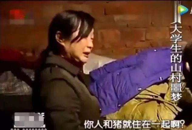 老头与女学生一级毛片视频引发热议，网友热议伦理底线，专家呼吁加强网络监管