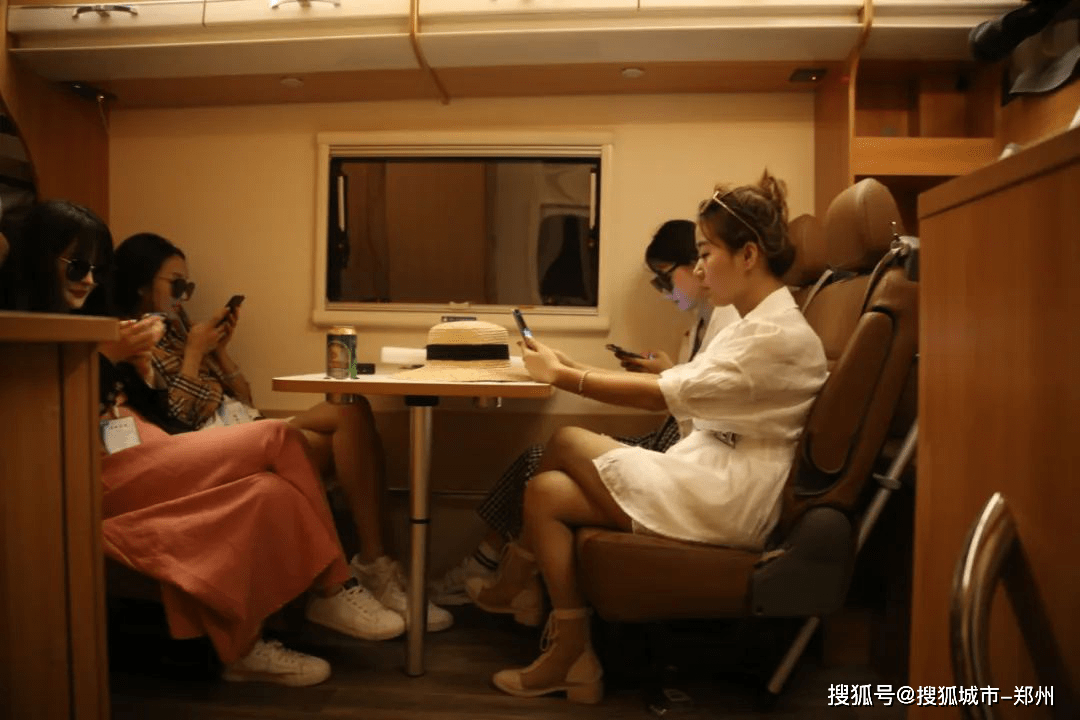 1.大炕上光溜溜的呻吟声浜火热纠缠 1.大炕上光溜溜的呻吟声浜火热纠缠