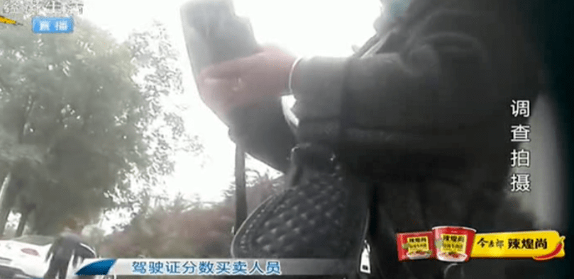 中国卖淫自拍视频曝光，暗网交易猖獗，警方展开全面打击行动