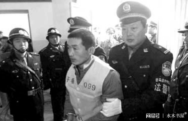 德国老妇性侵案震惊全国，警方展开全面调查，受害者家属呼吁严惩罪犯