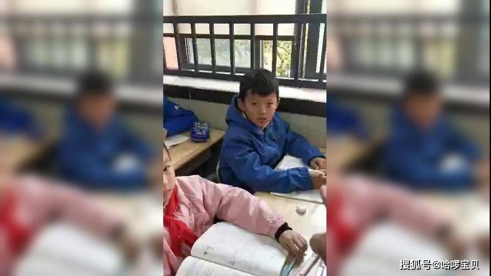 12岁裸体学生校园事件引发热议