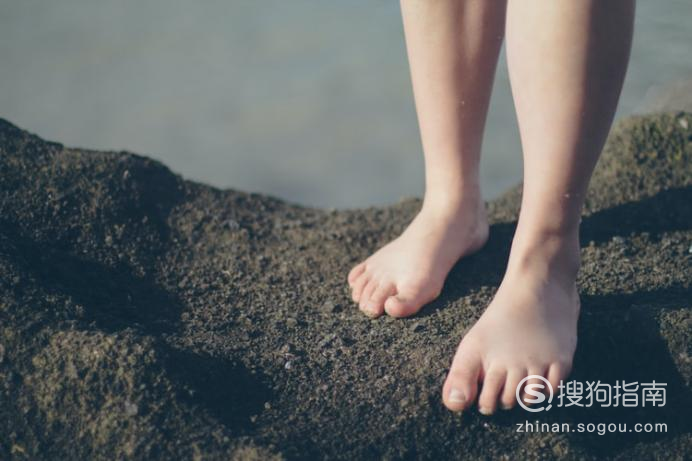 2.美脚社分享足部保养秘诀，轻松拥有迷人双足，告别粗糙干燥