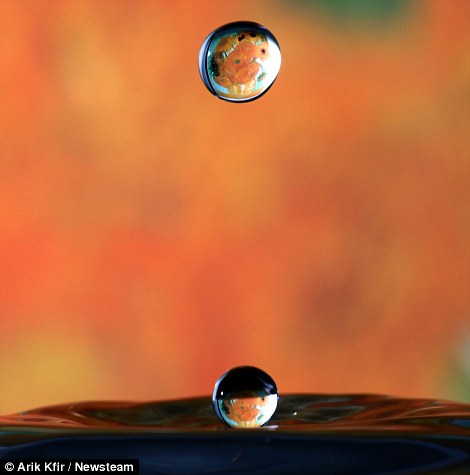 日本美女浜崎真绪性感视频爱欲交织，唯美画面，心动瞬间