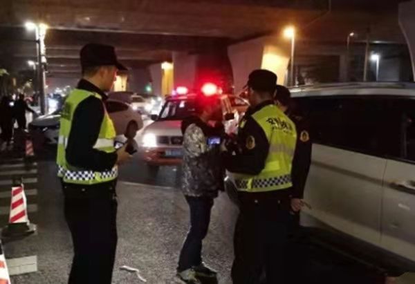 五十路午夜福利免费电影畅享经典大片,在线观看无广告,高清画质更流畅 五十路午夜福利免费电影畅享经典大片,在线观看无广告,高清画质更流畅