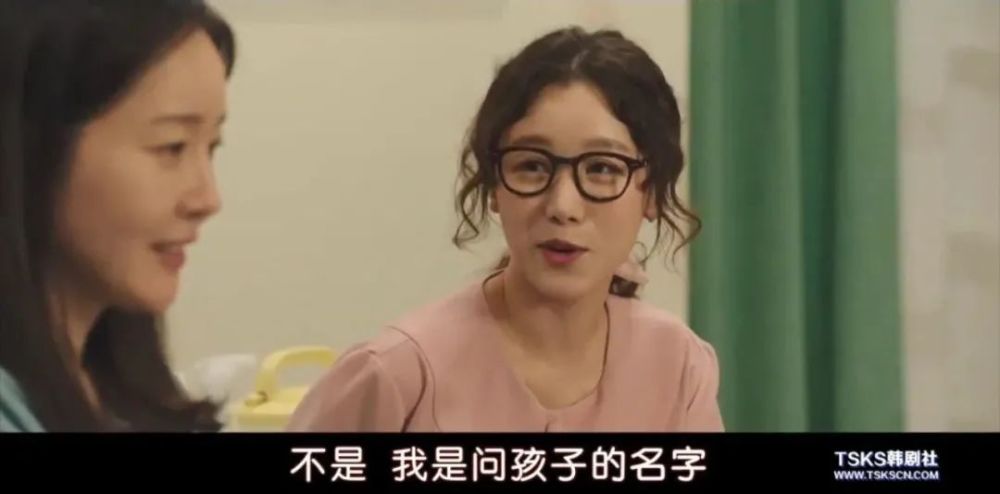 老女人重口味HDXX的隐秘生活，欲望交织，禁忌诱惑，深夜独享