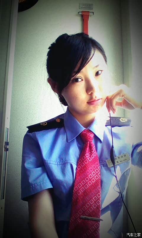 亚洲无码制服诱惑写真，精选高清合集，制服美女激情演绎，独家资源免费下载