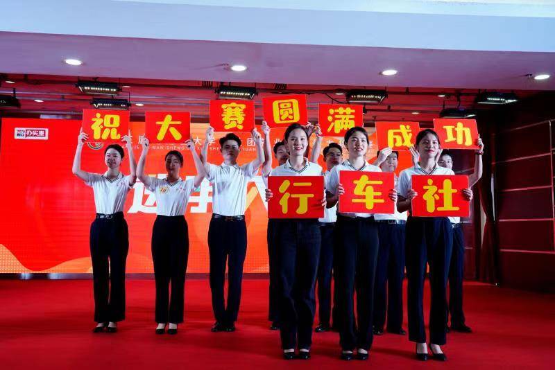 漂亮女人下部diss引发热议，网友热议背后真相，探讨女性审美与社会压力