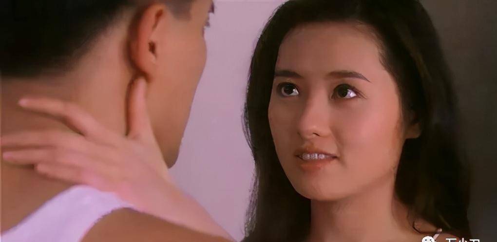 2.李丽珍与黑人50分钟视频曝光，网友热议不断，真相扑朔迷离