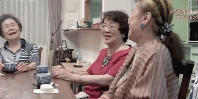 农村丰满老太太性hd大全浜精彩生活，乡村老太太的幸福晚年，丰满人生与高清影视欣赏