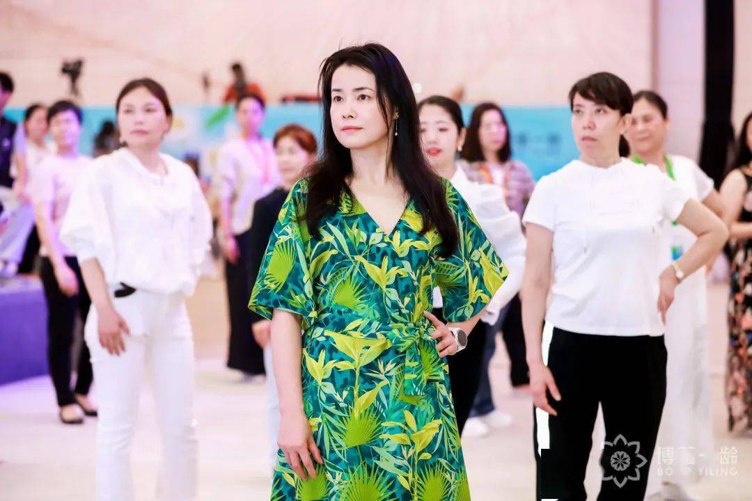 2.熟女的自白，岁月沉淀的智慧，优雅绽放的魅力人生*