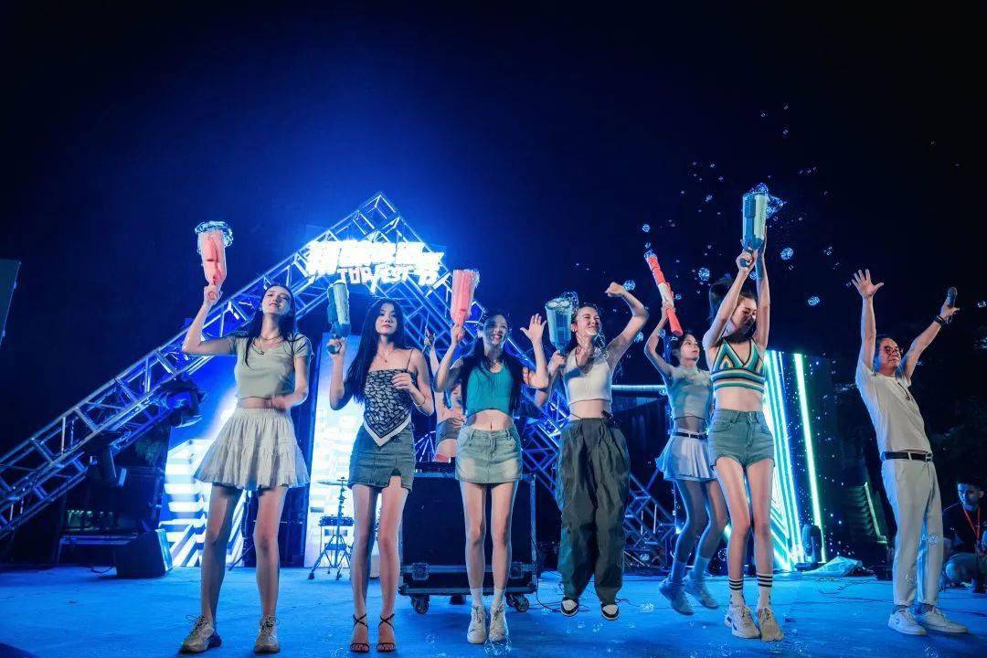 东京热8508大乱交震撼上演，激情碰撞，终极狂欢夜