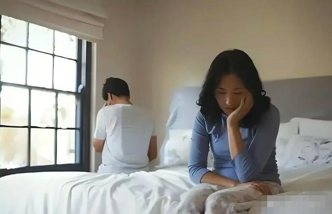 操老婆视频曝光引热议，真实记录夫妻生活，网友直呼太刺激