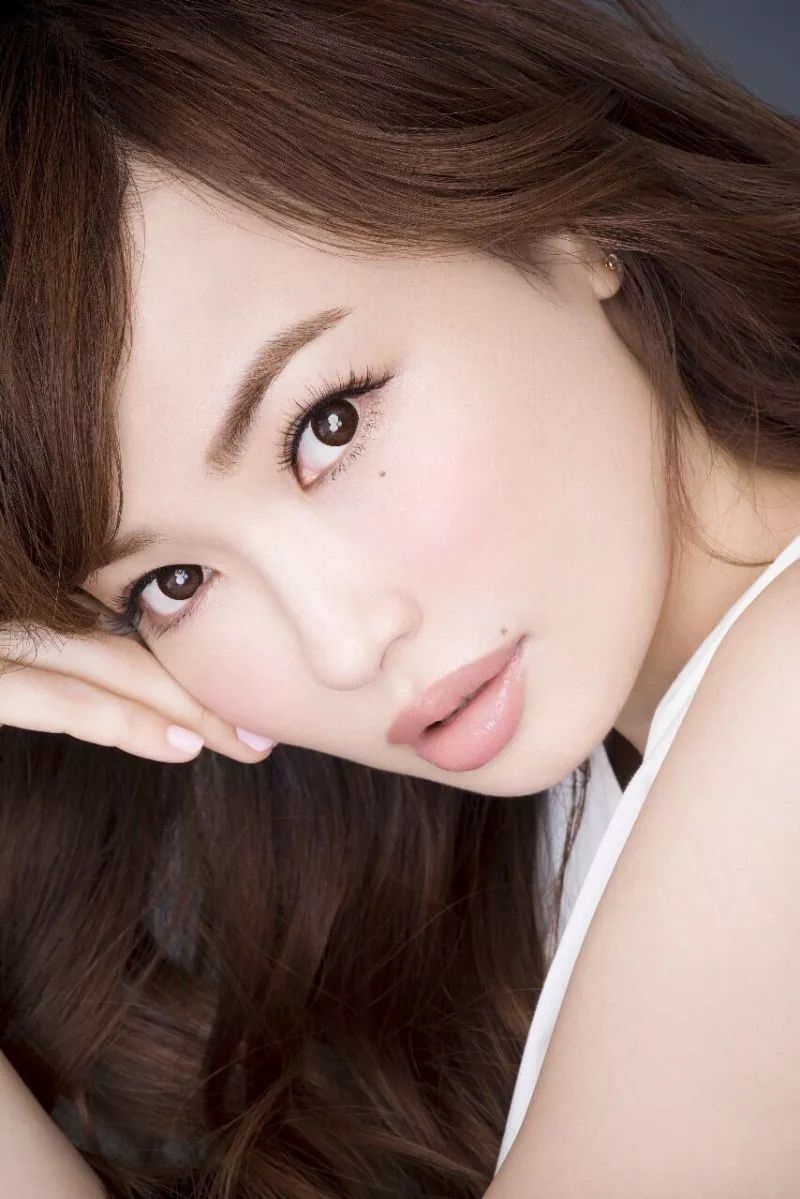 老女人粉嫩小泬的秘密扒开她的青春保鲜术