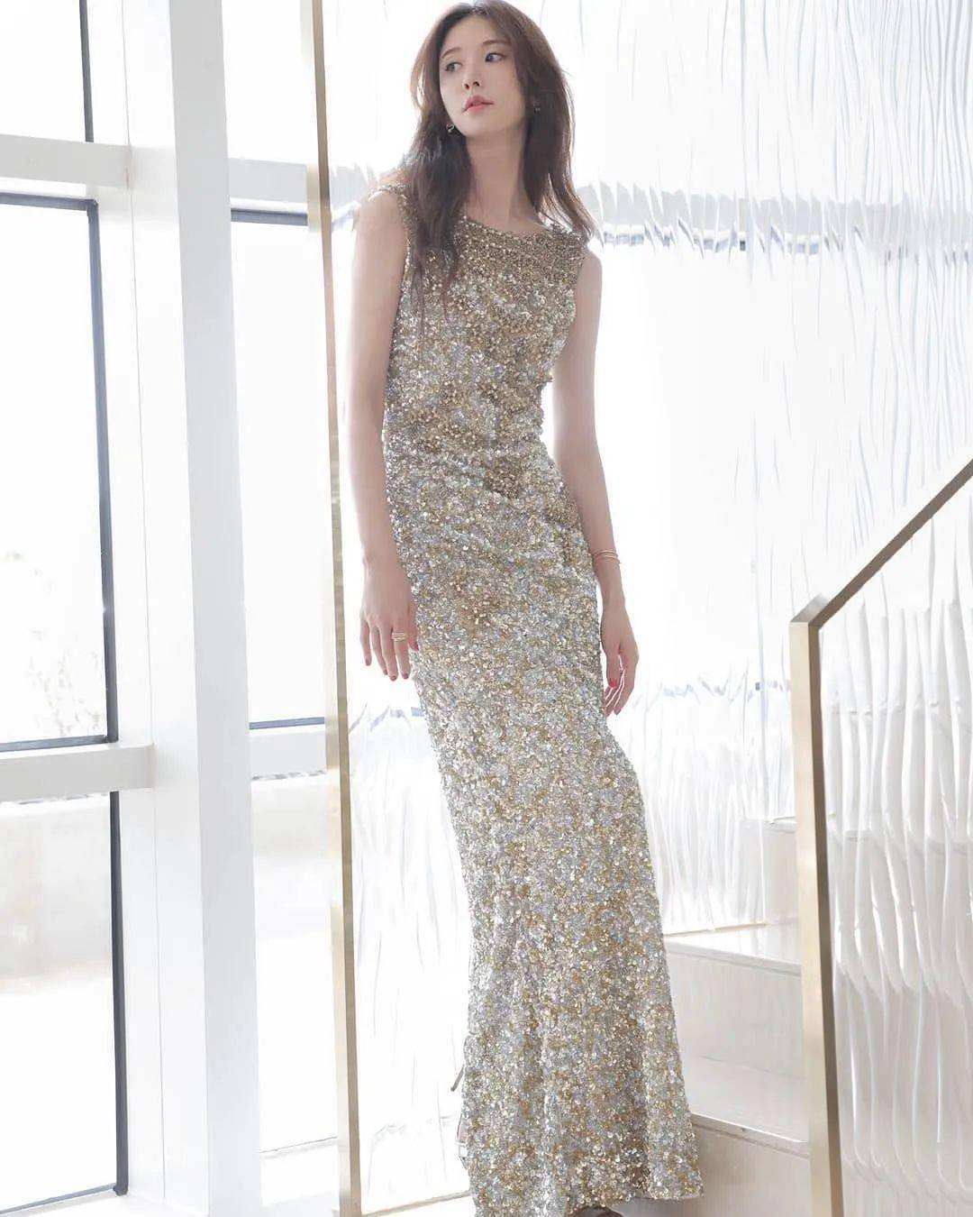 肥女巨肥BBWBBwBBwBwBw浜惊艳亮相，展现自信魅力，重塑时尚潮流新风向