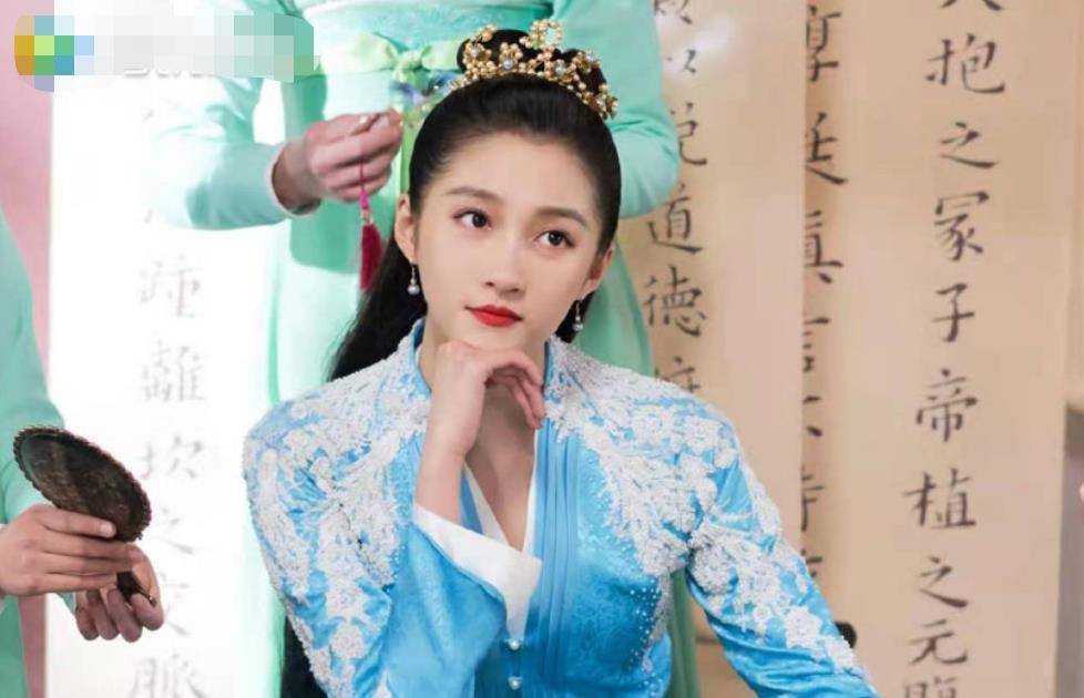 张馨予粗大挺进新剧造型惊艳，实力演技获赞，观众期待值飙升