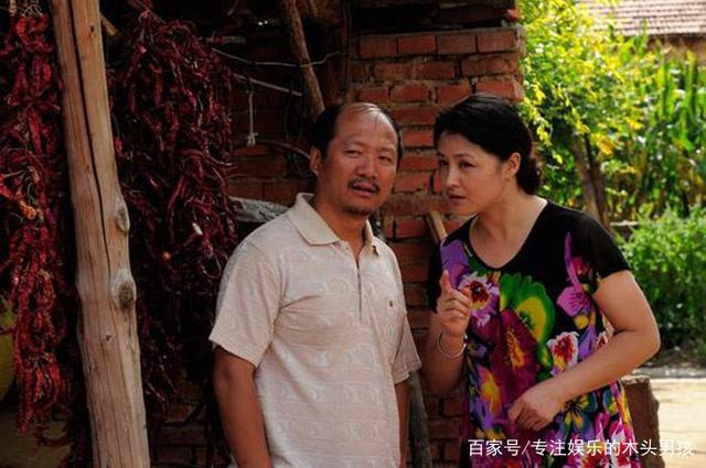 日本村妇偷人高潮A片真实记录，乡村隐秘情事曝光，欲望与道德的激烈碰撞