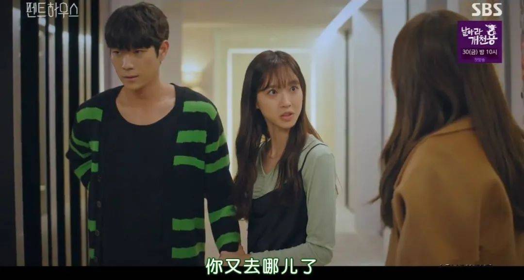一级无码人妻的诱惑，深夜秘密约会，激情瞬间点燃欲望