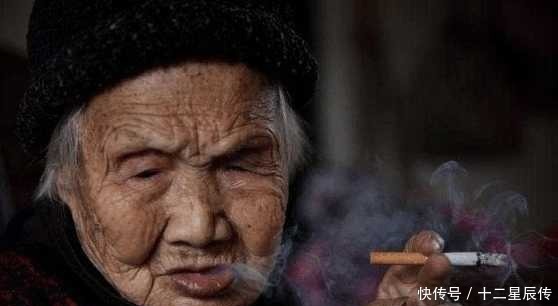 中国老太婆真实生活揭秘，晚年日常点滴，传统与现代交织的平凡岁月