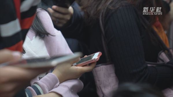 人人操人人妻97引发热议，探讨伦理边界，现代婚姻关系面临挑战