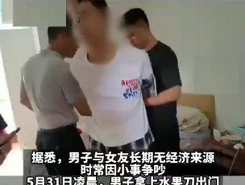 2.女人手淫AV揭秘，欲望释放，独处时的快乐秘密