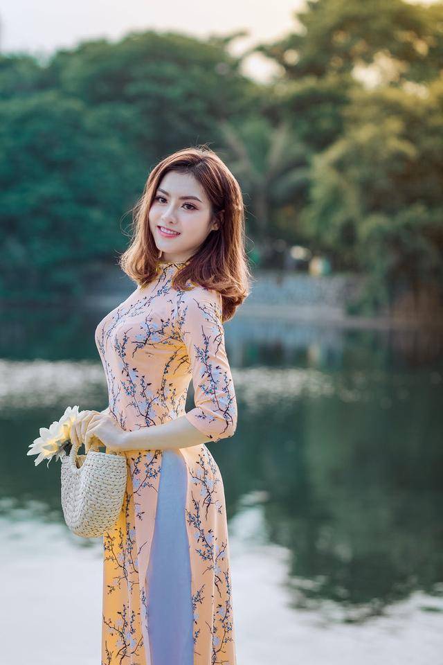 中国熟妇与越南浜风情碰撞，探索跨文化魅力，BBBB揭秘独特女性故事