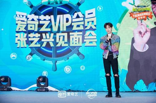 AAA女郎现在叫什么浜引发热议，揭秘最新动态，粉丝期待新作品