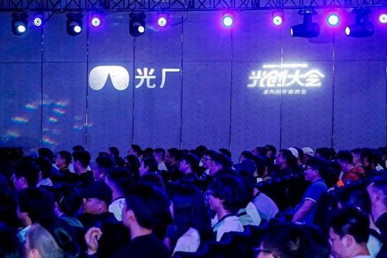 国产午夜AV浪潮席卷久久成人市场，探索深夜视听新趋势，解锁成人内容新体验