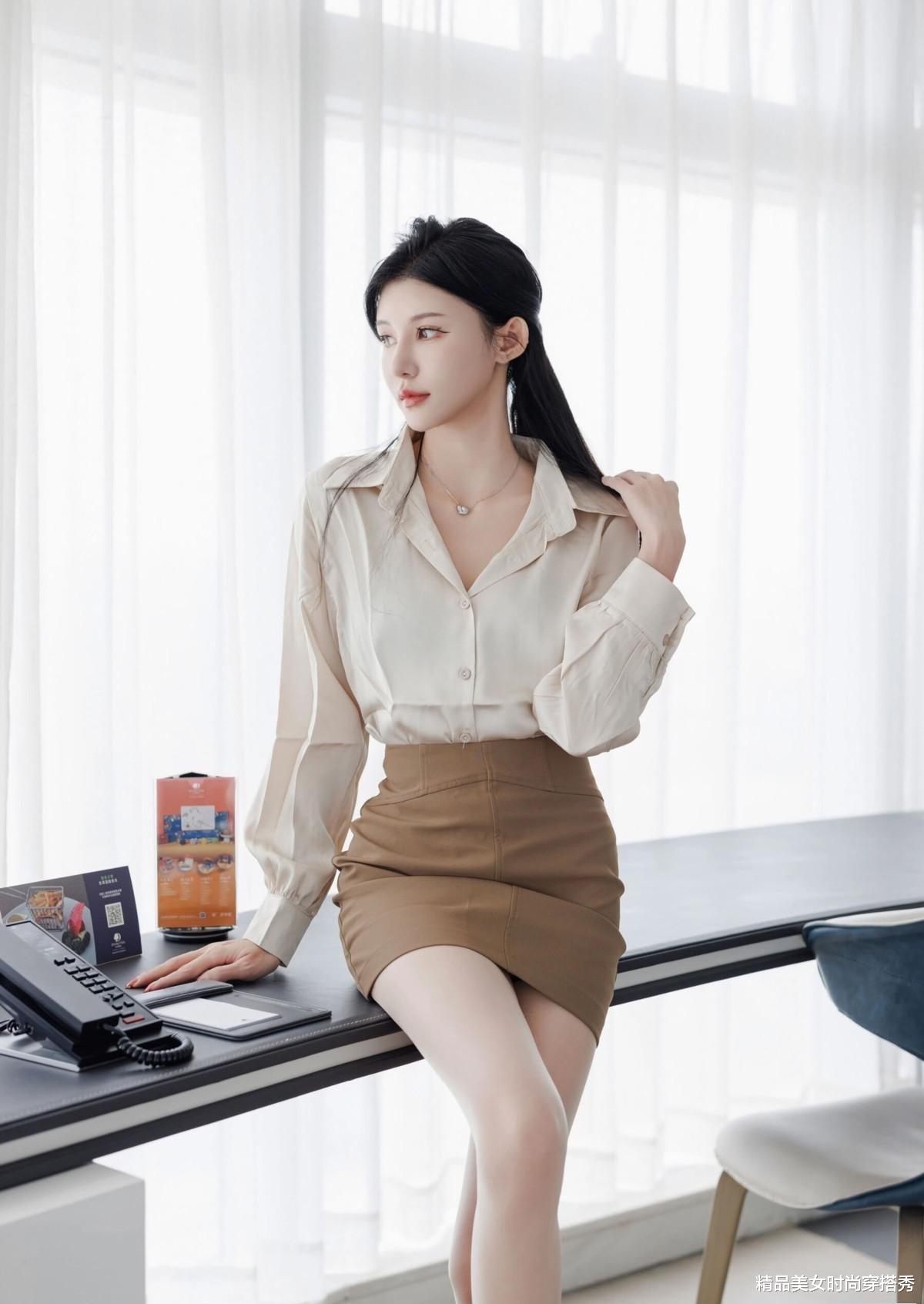 欧美老妇肥妇的时尚穿搭秘诀，展现自信魅力，优雅与性感并存