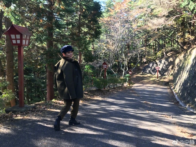 1.国产野外自拍探秘自然之美