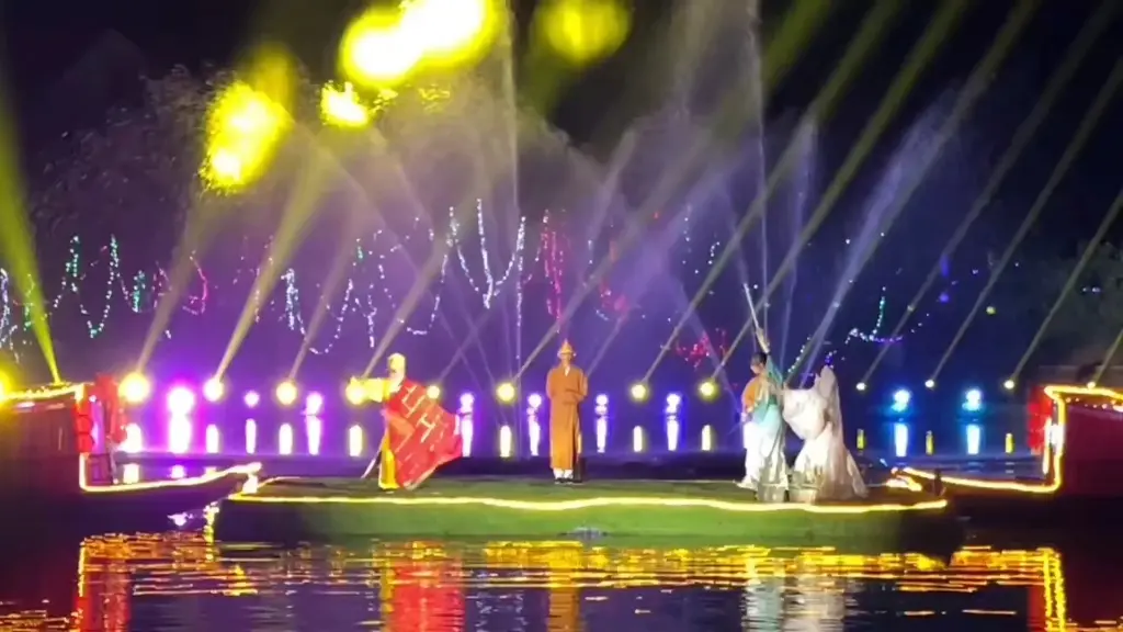 四川一级A片震撼上映最新剧情扣人心弦,精彩画面不容错过,独家揭秘幕后花絮 四川一级A片震撼上映最新剧情扣人心弦,精彩画面不容错过,独家揭秘幕后花絮