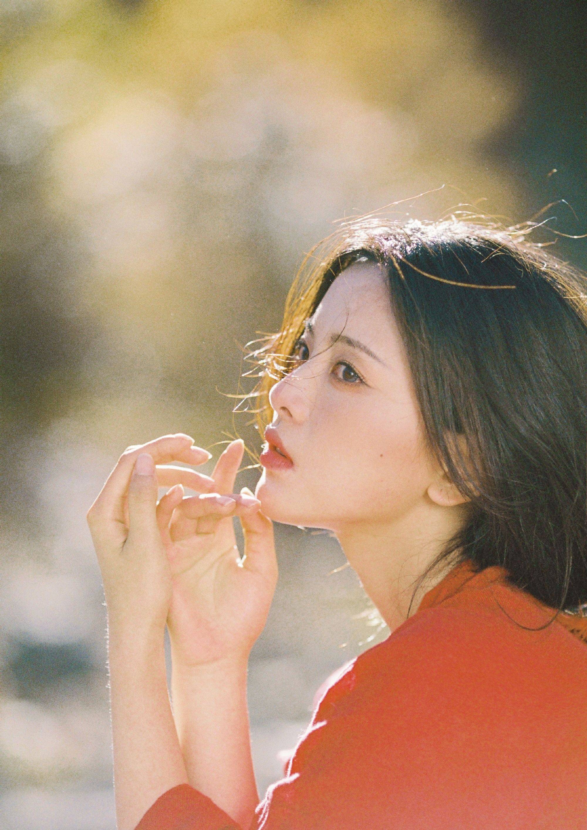 艳女传奇故事，惊艳时光，魅力永恒，谱写女性风华篇章