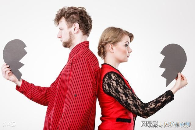 2.国产人妻被黑人狂躁浜,情感纠葛引发热议,婚姻危机背后的社会反思