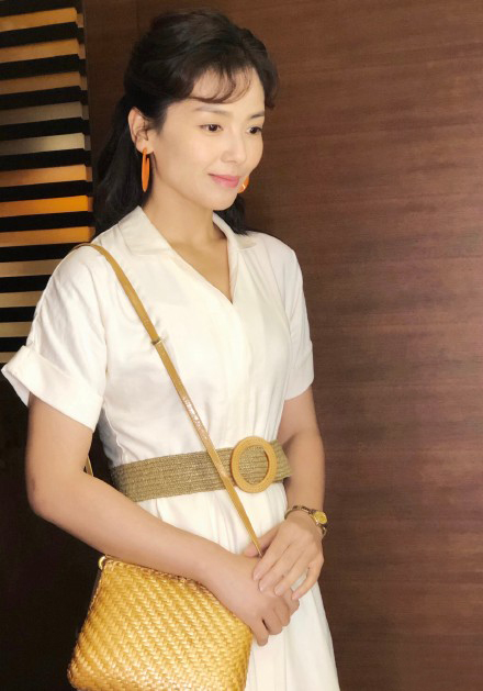 80老女人老熟女的魅力与风采，探索成熟女性的独特韵味，展现岁月沉淀的优雅气质