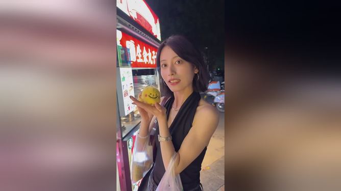 女生给我脚交视频浜，真实体验分享，探索独特情趣，小众爱好者的秘密收藏