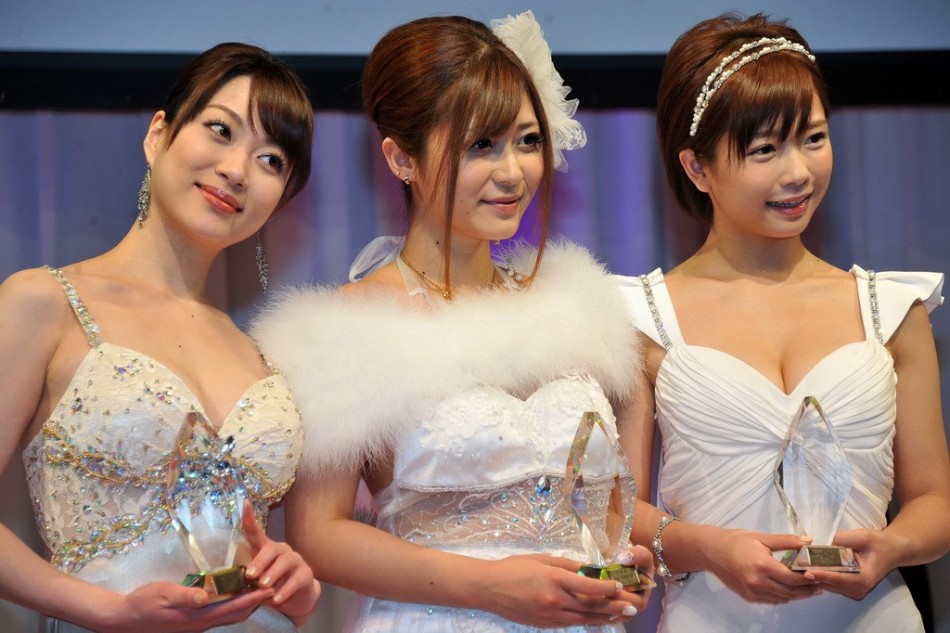 日本熟妇俱乐部930C精彩活动，魅力熟女聚会，尽享优雅时光与独特体验
