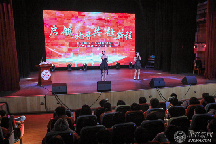 2.婷婷浪潮av丁香,青春绽放,美丽永恒,梦想起航的璀璨篇章