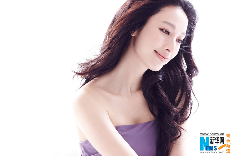 六月丁香婷婷伊人激情综合在线绽放，夏日浪漫邂逅，芬芳满溢尽享心动时刻