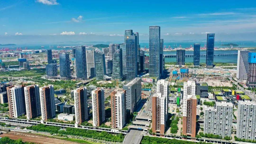 亚洲国产精华一区二区，优质国货精选，护肤美妆必备，口碑爆款推荐